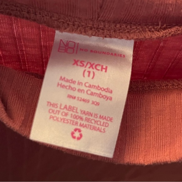 No boundaries crop - Picture 3 of 3